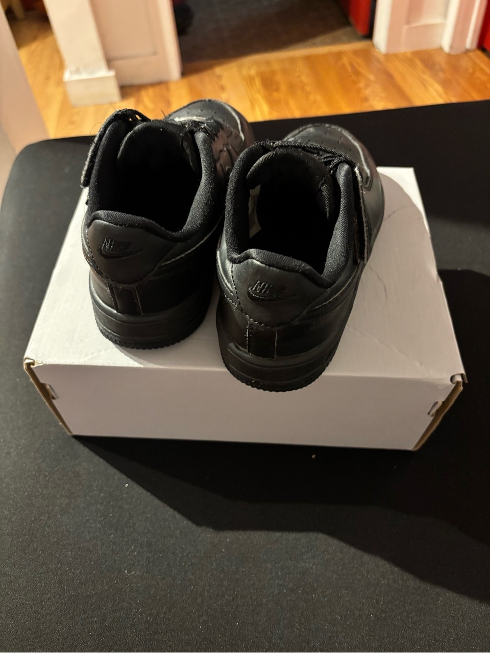 Nike Black Low-Top Leather Sneakers
